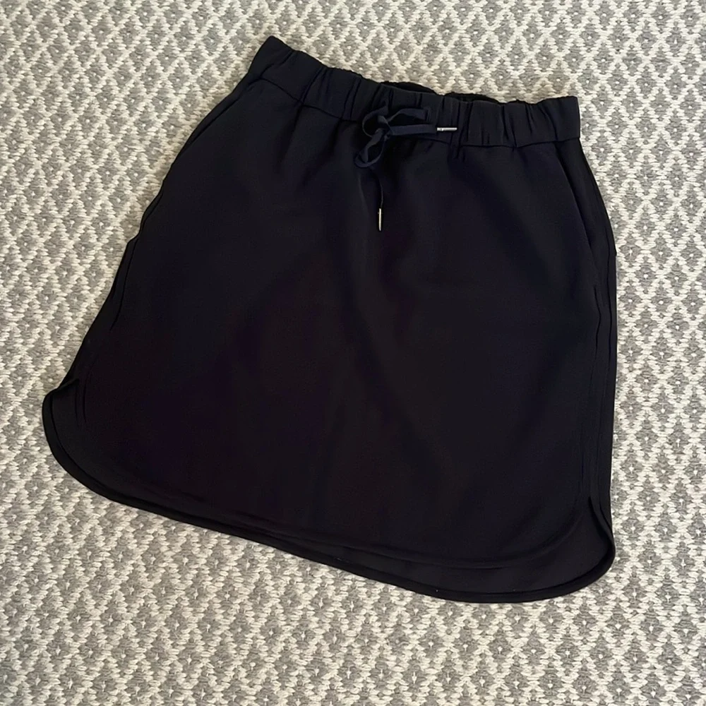 Lululemon Black Skirt with Drawstring